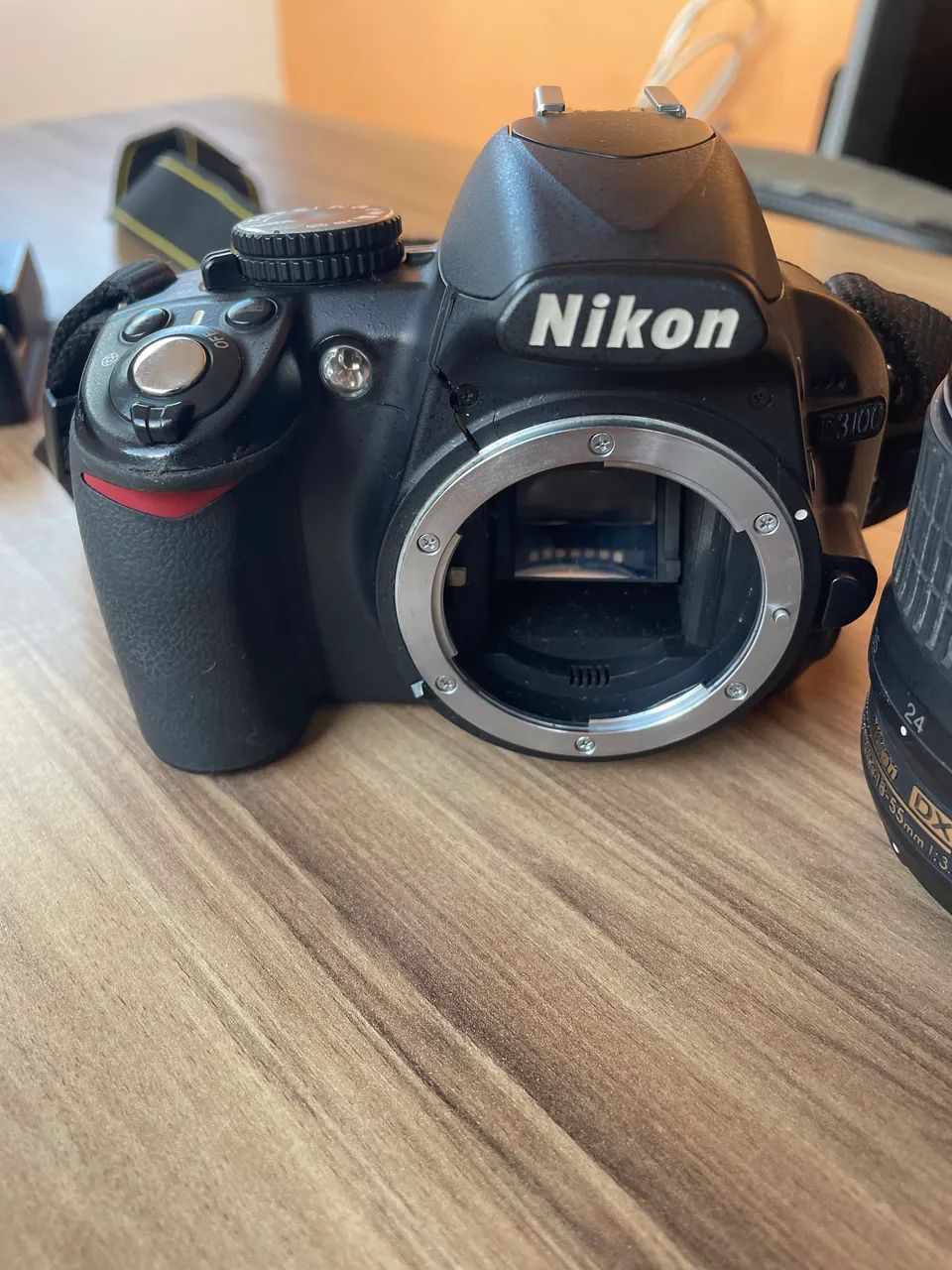 Câmera fotográfica Nikon D3100  - Foto 2