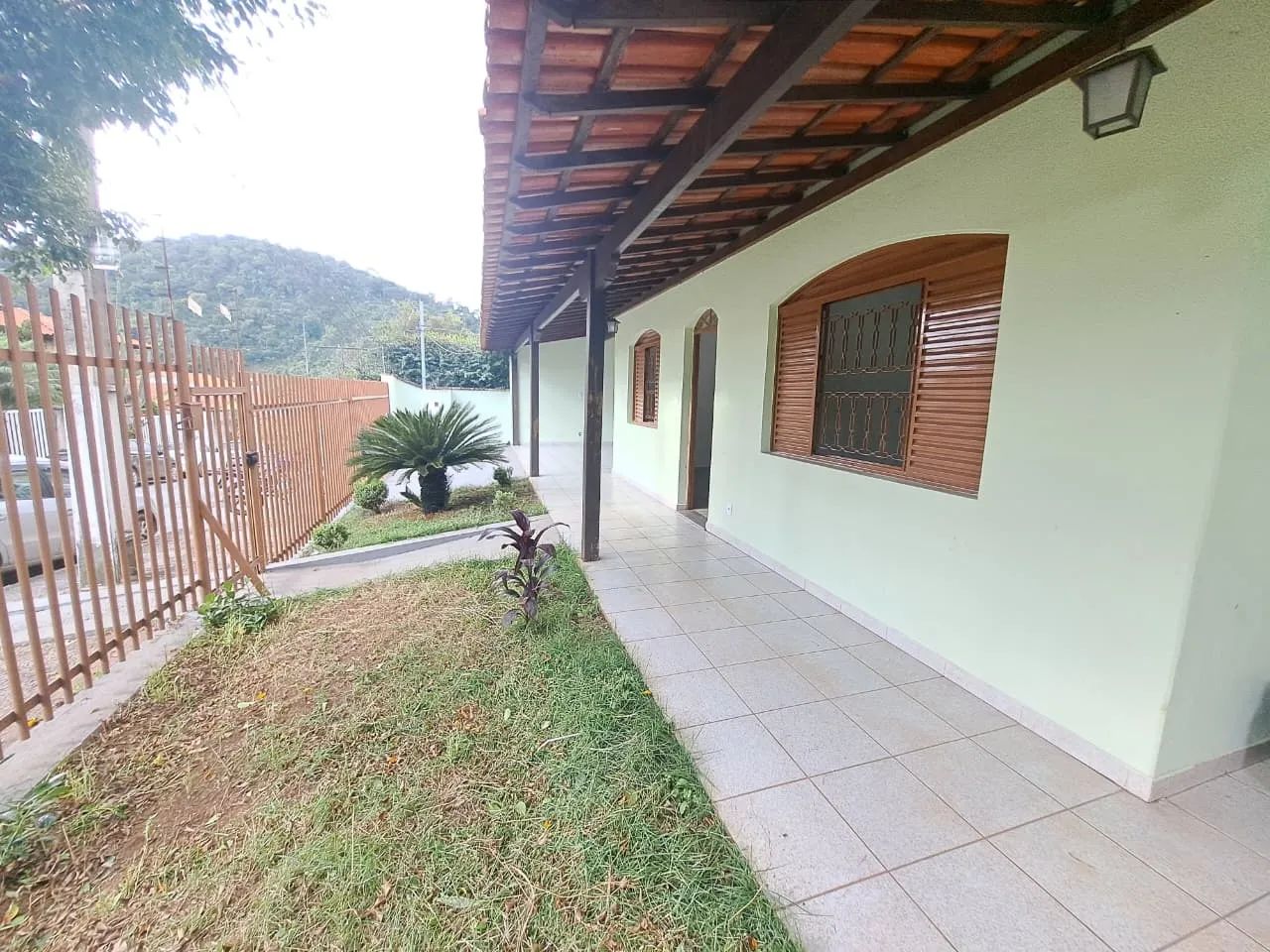 Casa comercial para alugar em Ibirité! - Foto 2