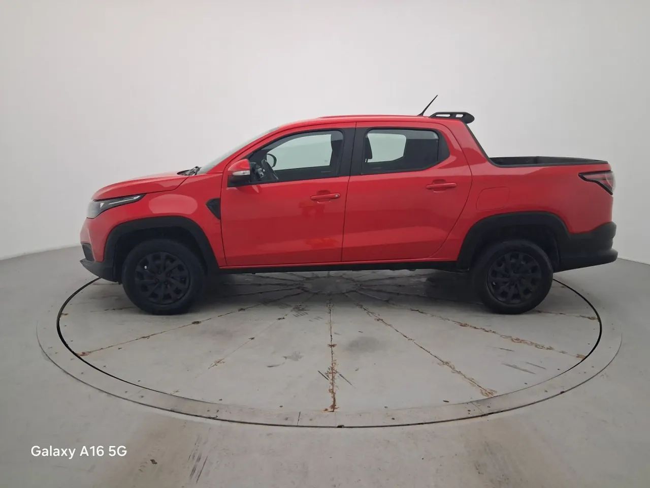 Fiat Strada Freedom 1.3 Flex 8V CD, foto 2 de 18