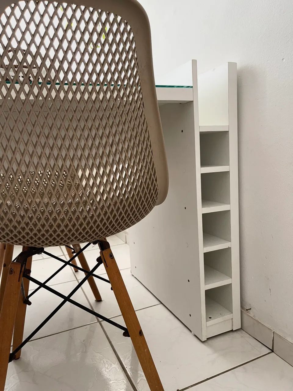 VENDO MESA E CADEIRAS 2 LUGARES  - Foto 4