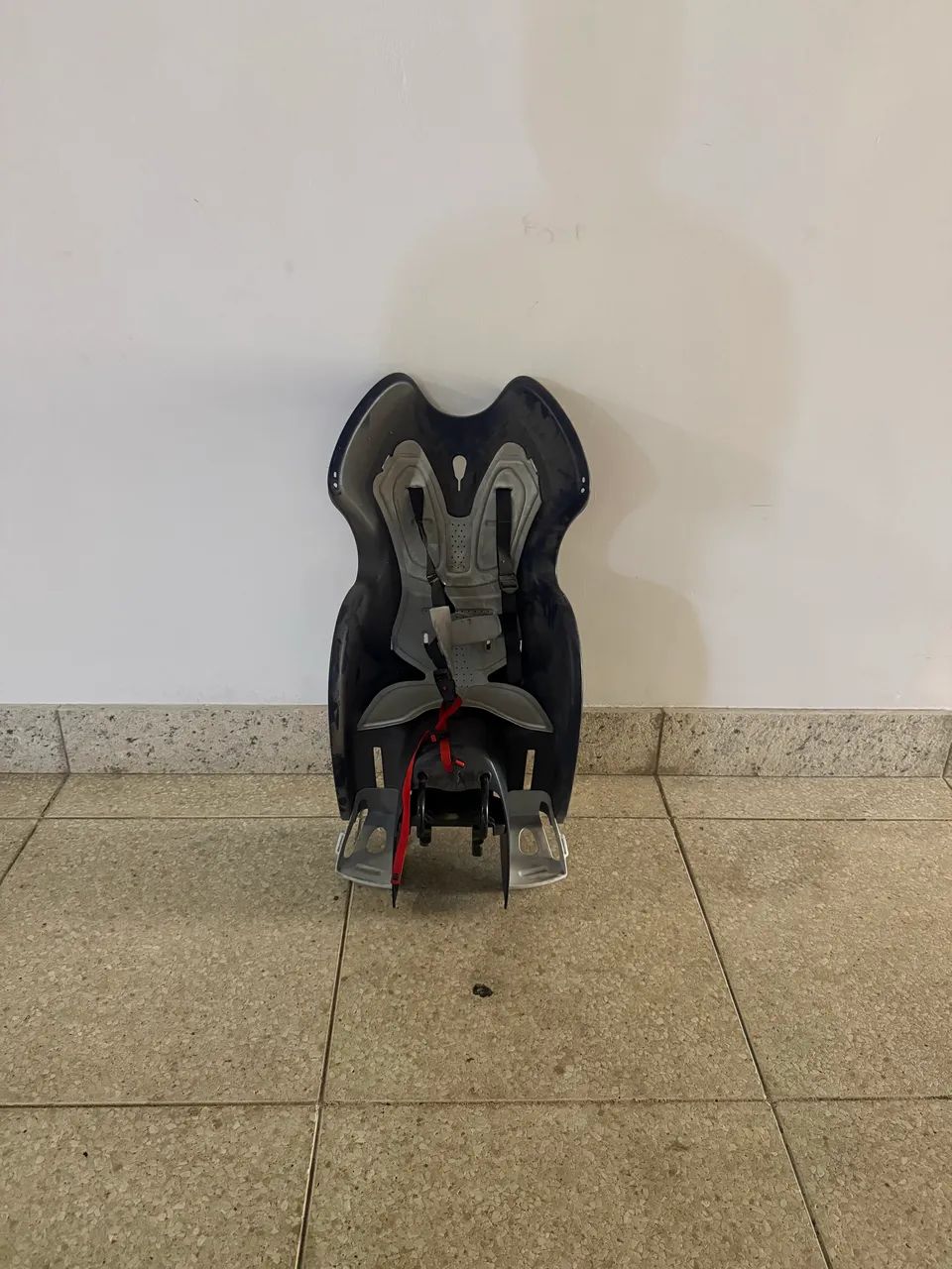 Cadeirinha de Bicicleta Btwin Completa