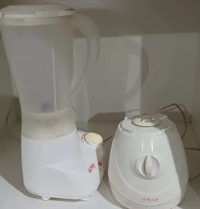 Dois liquidificadores com e sem copo, funcionando perfeitamente. - Foto 2