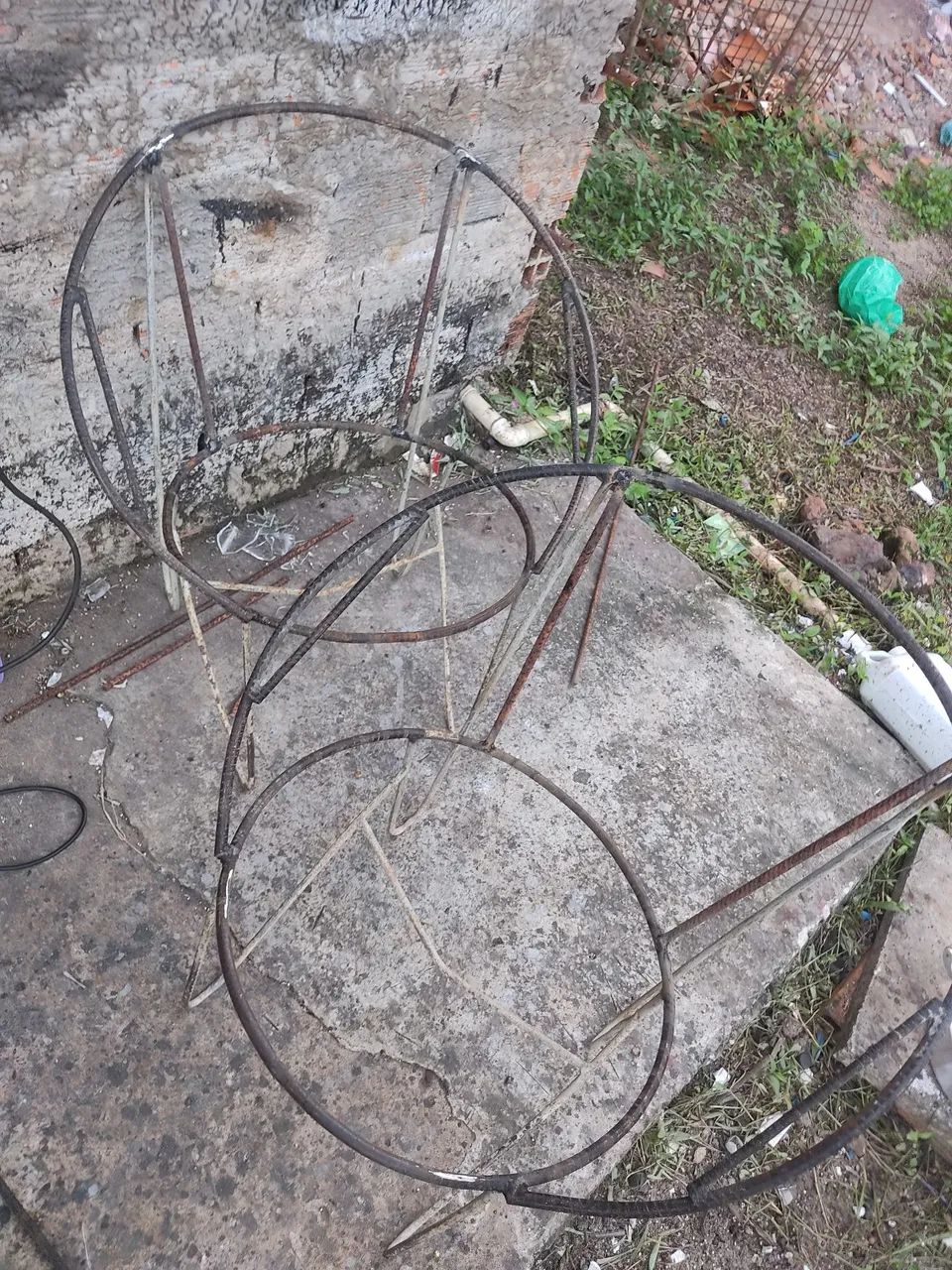 Quer reformar suas cadeiras. Não sabe corre pra Ka.    