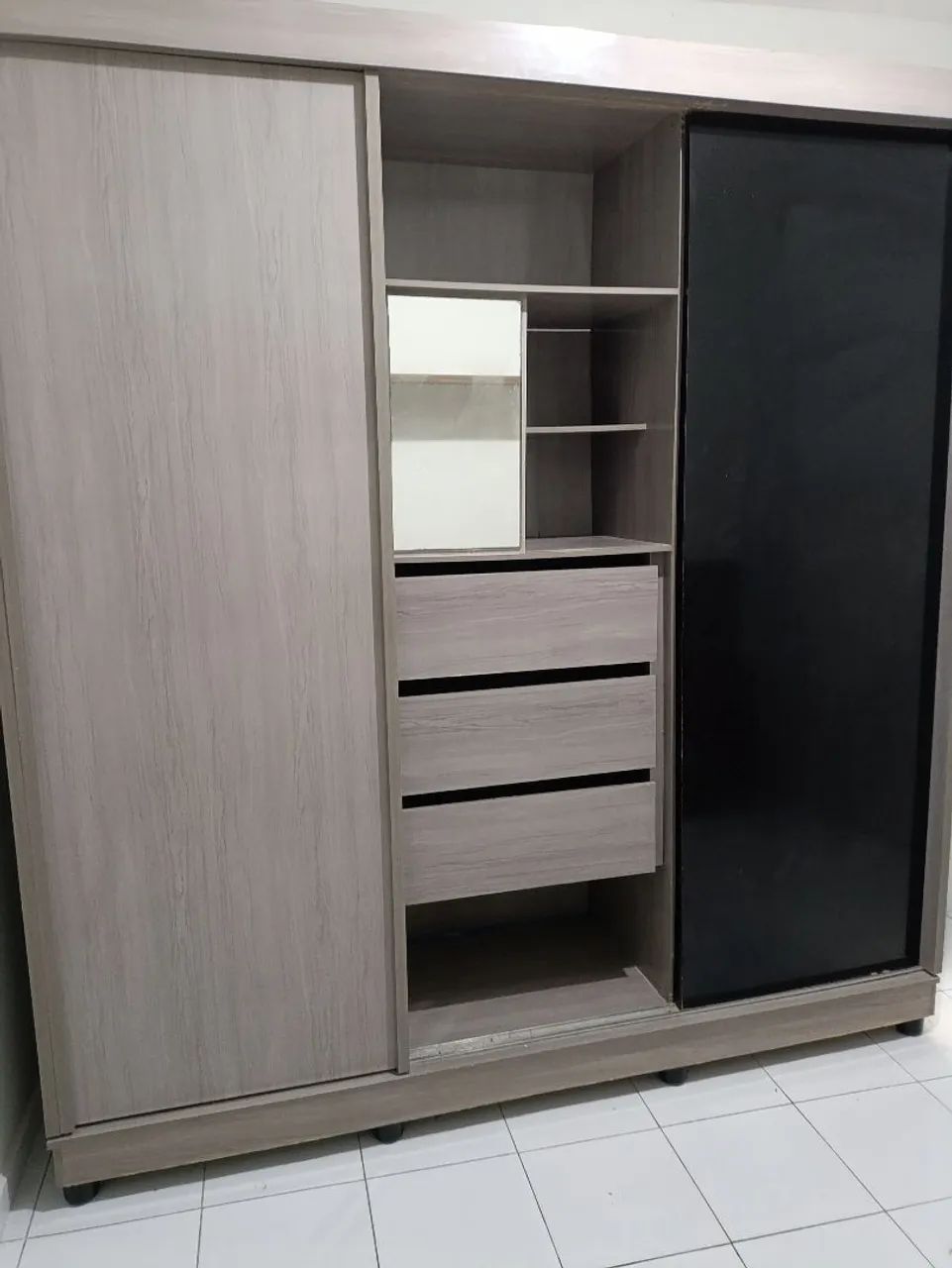 Guarda roupa 3 portas - Foto 4