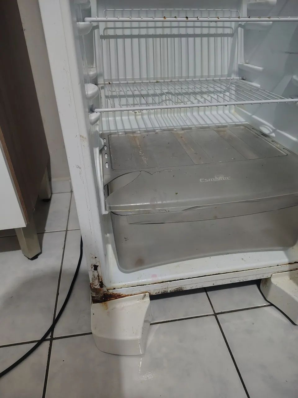 Geladeira funcionando normalmente, gela super bem. - Foto 3