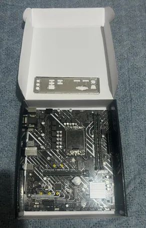 PLACA MÃE H610M COM 1 SLOT DE MEMORIA RAM QUEIMADO