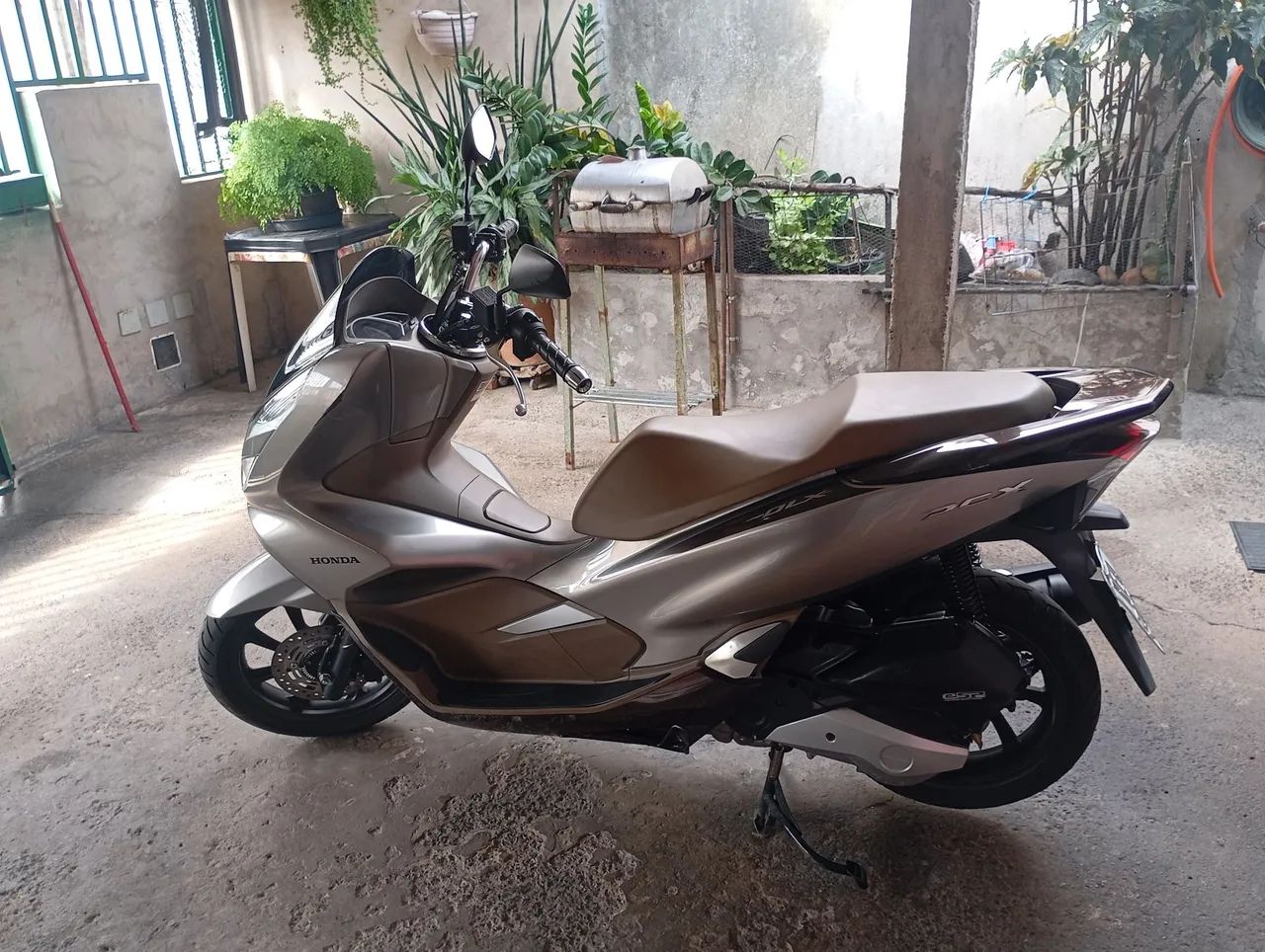 Honda PCX  - Foto 4