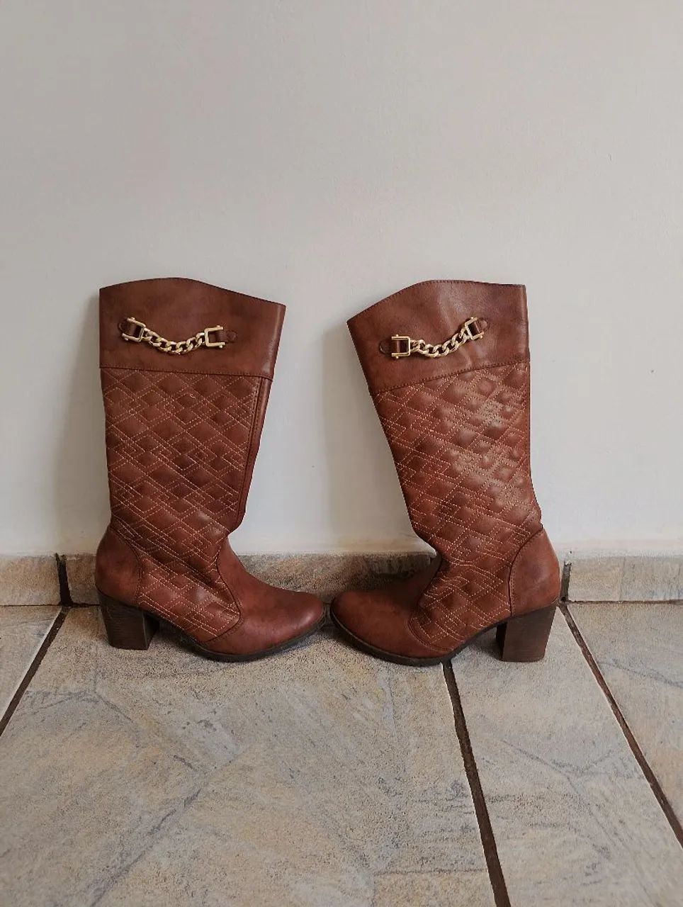 Bota feminina cano longo
