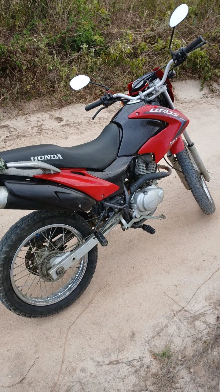 Bros 150 2012 emplacada