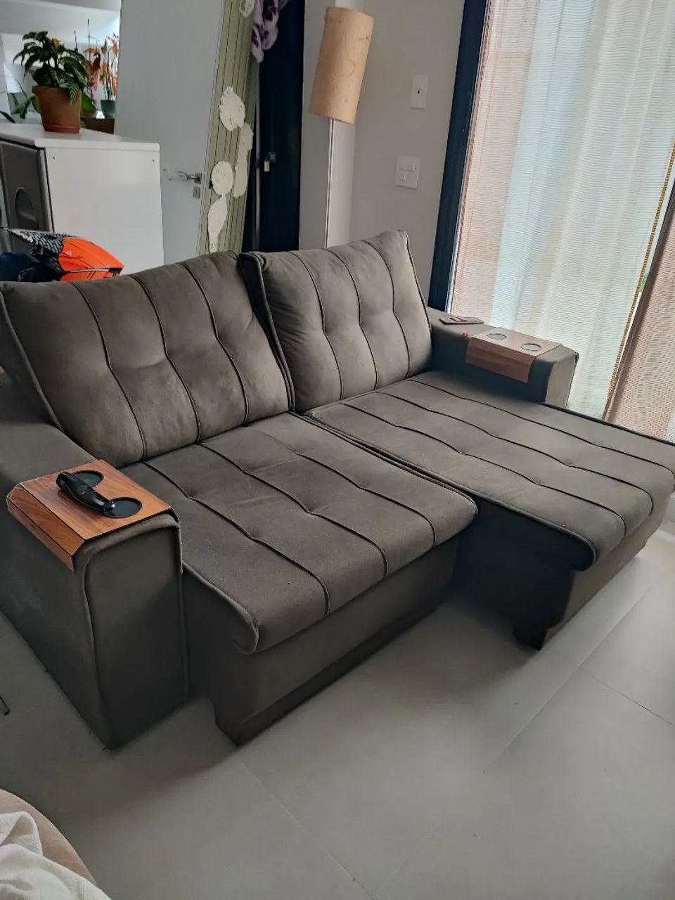 Sofá retrátil marrom - Foto 2