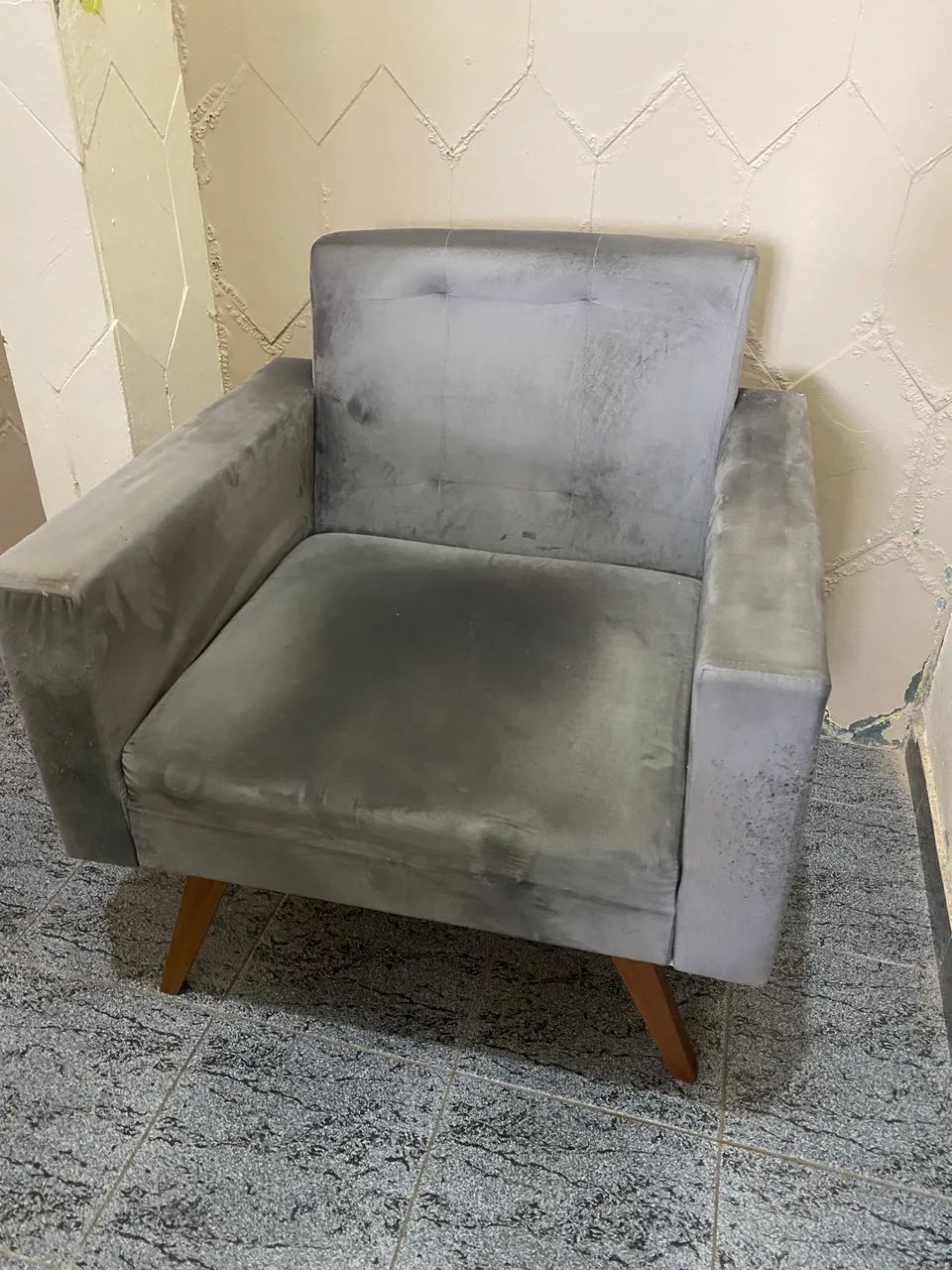 Vendo 2 poltronas de camurça  - Foto 2