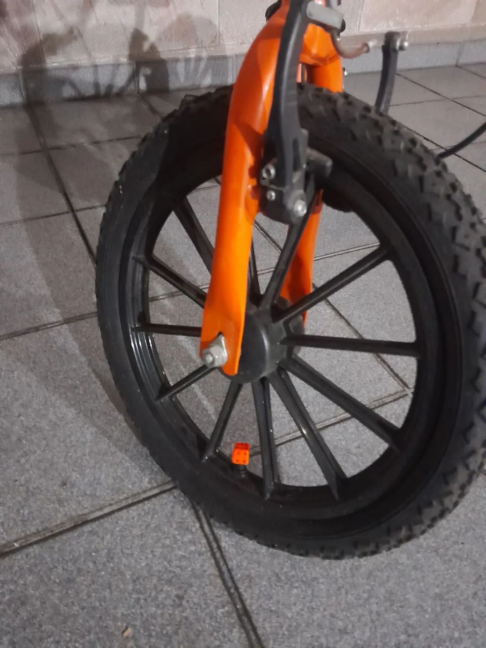 Bicicleta infantil aro 16 - Foto 4