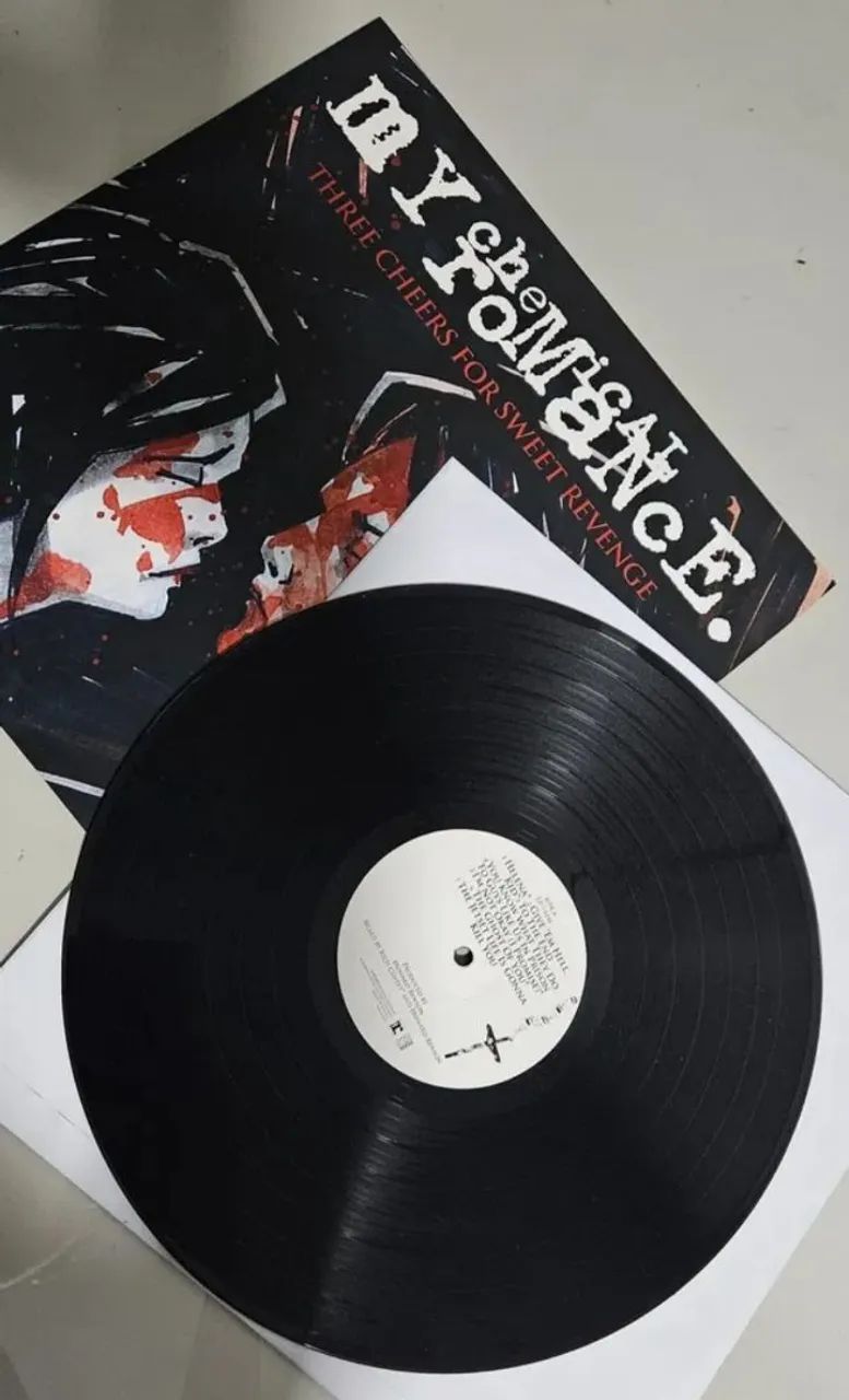 Lp Vinil My Chemical Romance Three Swet Revenge - Foto 3