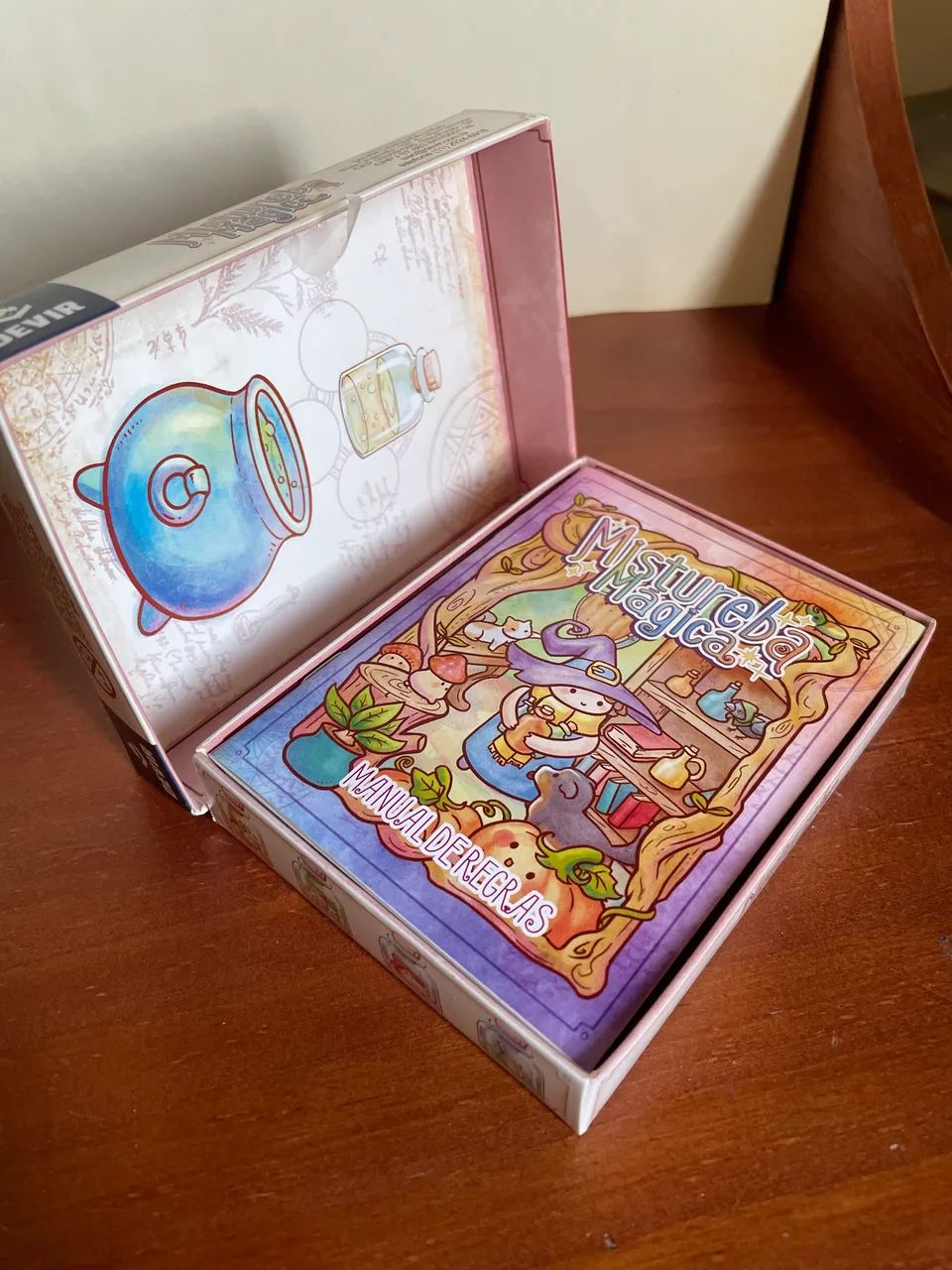 Jogo de Cartas - Mistureba Mágica - DEVIR - Foto 3