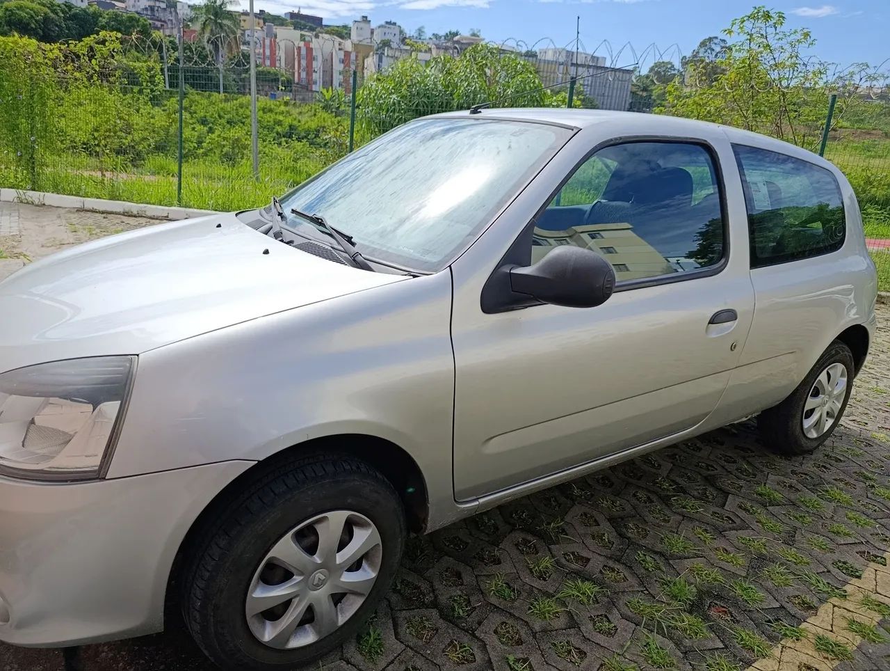 Renault Clio AUTHENTIQUE 1.0/1.0 HI-POWER 16V 3P 2013