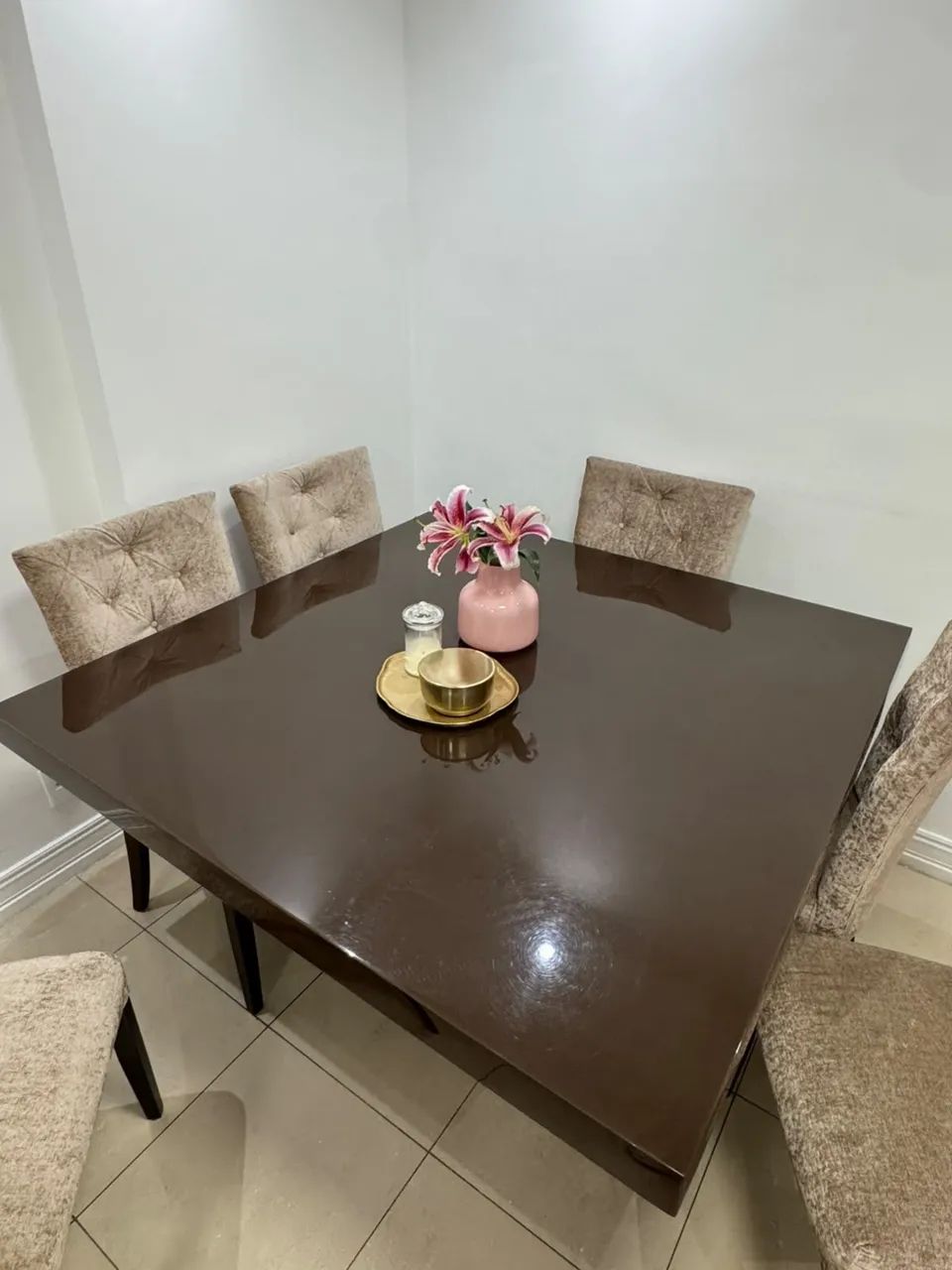 Mesa TOP com 6 cadeiras  - Foto 4