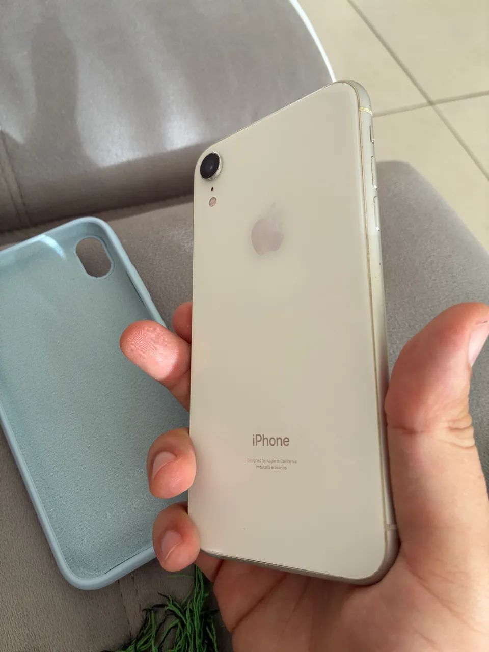 iPhone XR 64GB Com carregador  - Foto 2