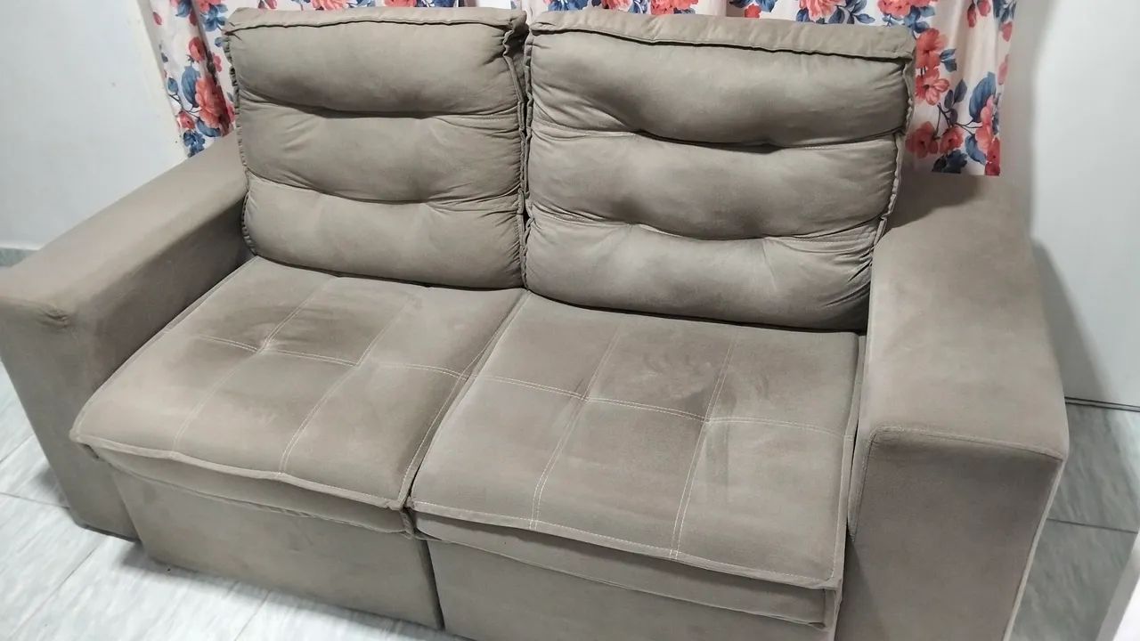 Sofá retrátil Semi novo ? - Foto 3