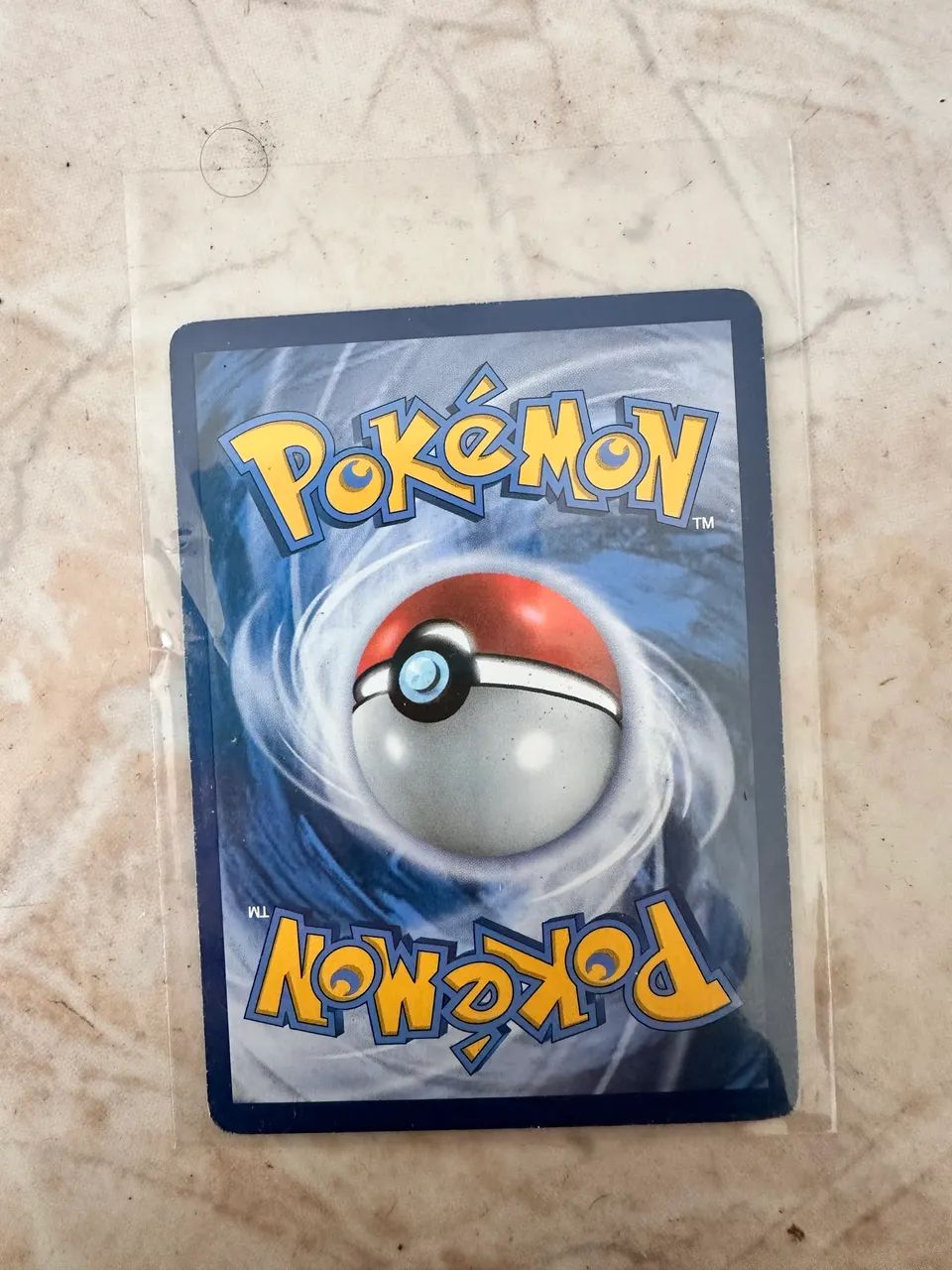 Pikachu v  - Foto 2