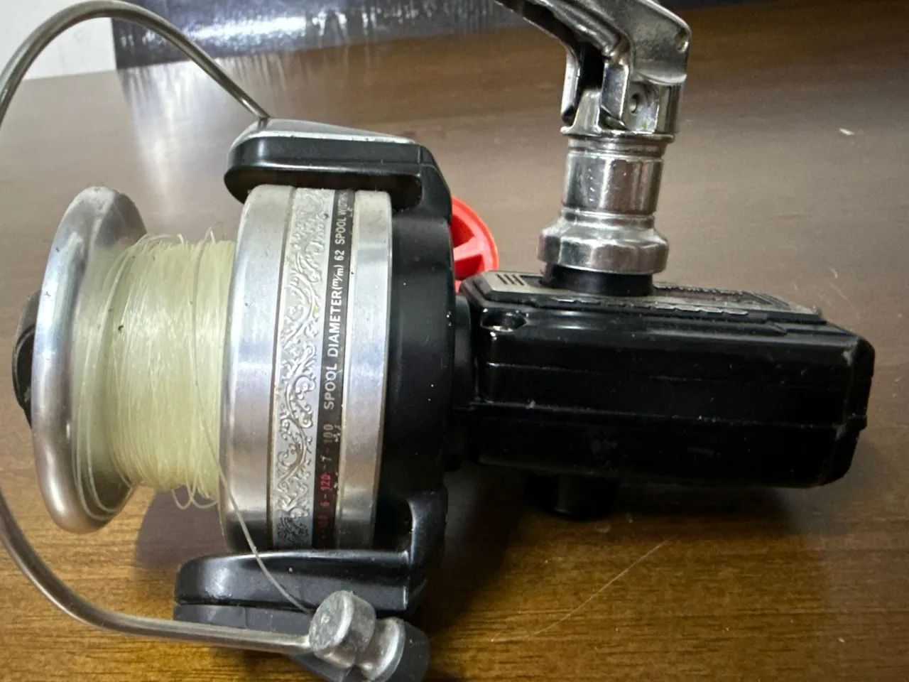 Antiga Molinete Daiwa Sprinter ST-3000DX. <br> - Foto 6