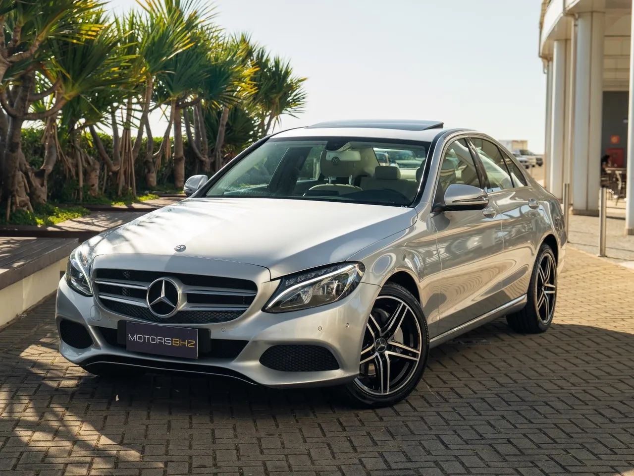 Mercedes-Benz C-250 AVANTGARDE 2.0 TB 211CV AUT. 2017
