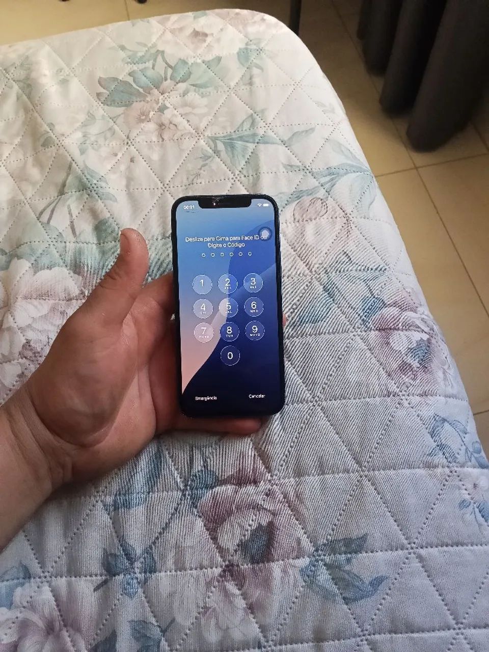 Vendo iPhone 12 no precinho - Foto 4
