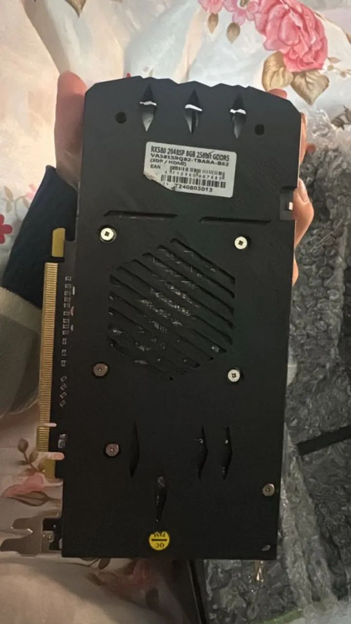 Vendo ou troco rx 580( com defeito ) - Foto 2