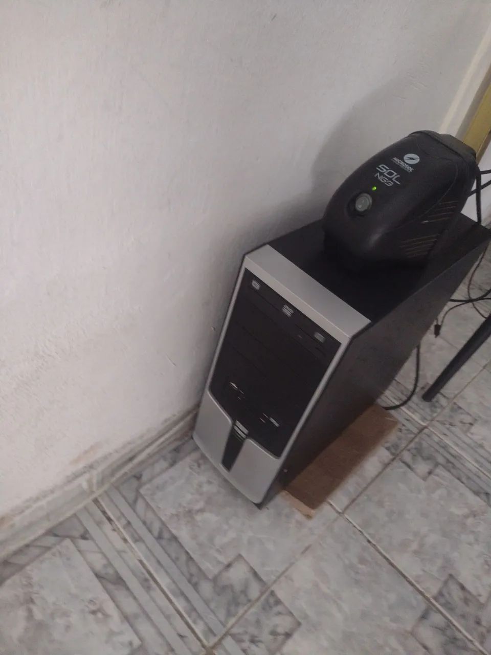 Pc para coisas básicas roda algum jogo 