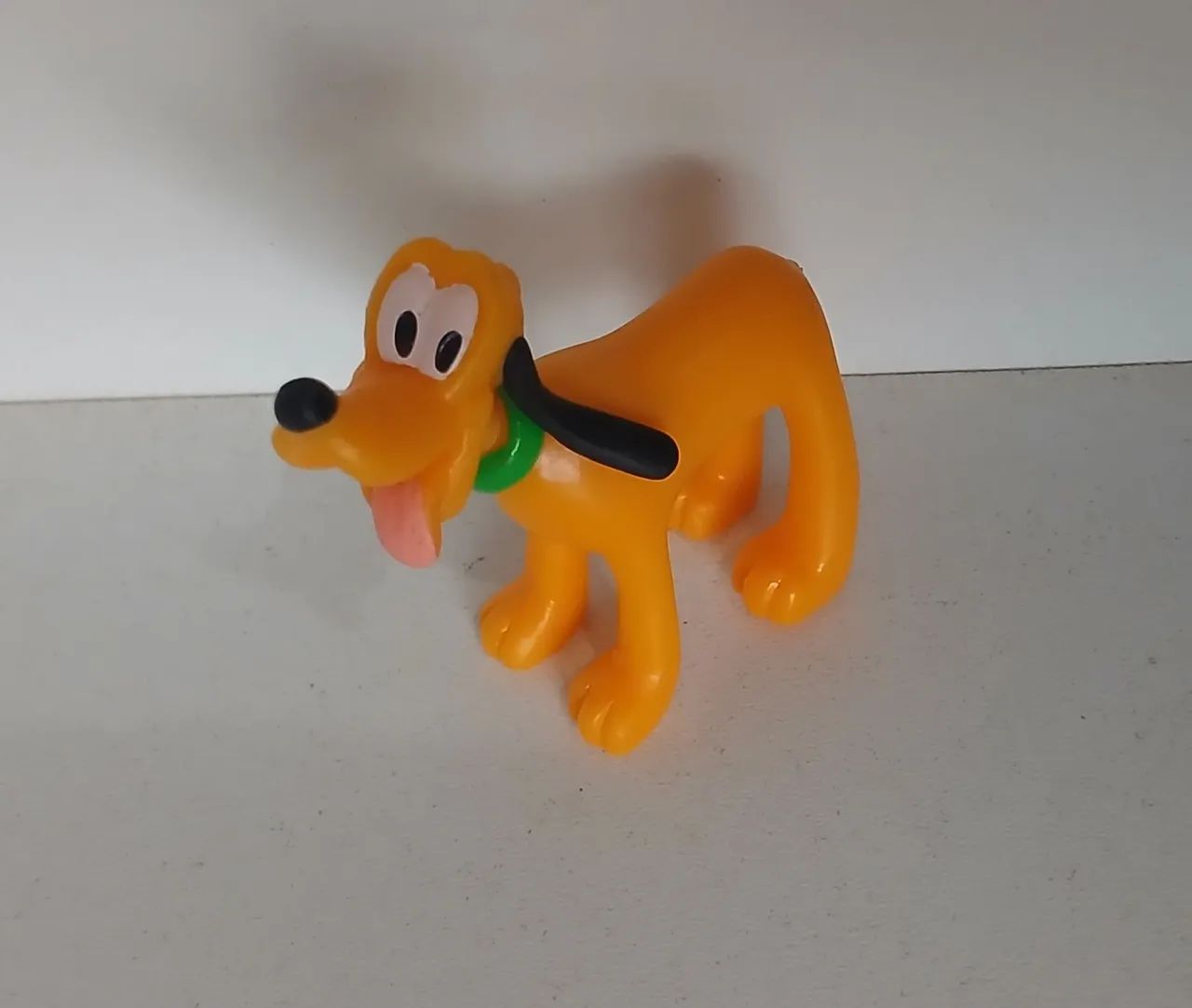 BONECO MINIATURA ORIGINAL DISNEY PLUTO CACHORRO DA TURMA DO MICKEY