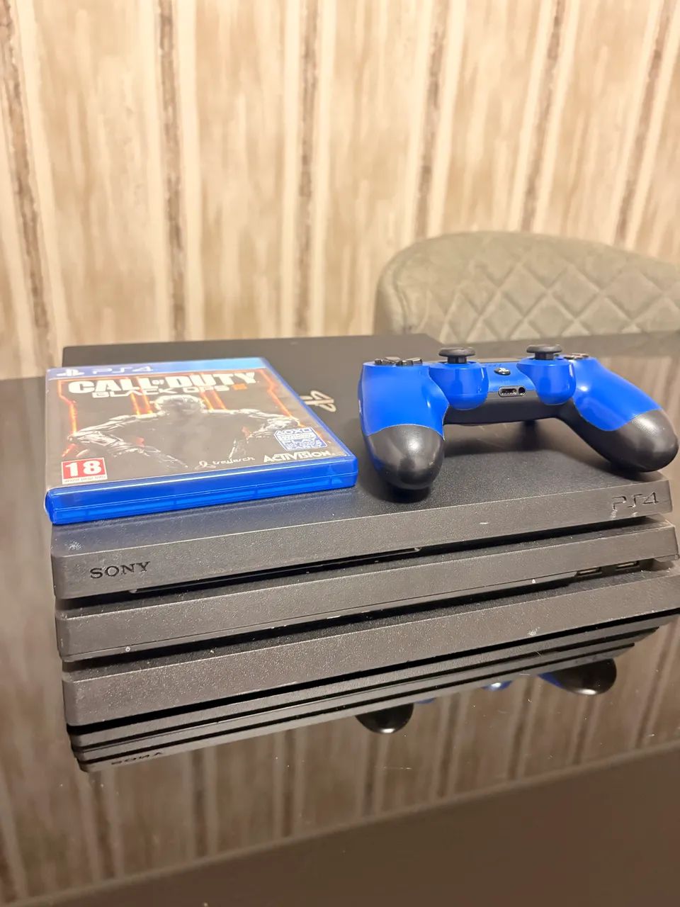 Ps4 pro 1tb + controle e jogo  - Foto 2