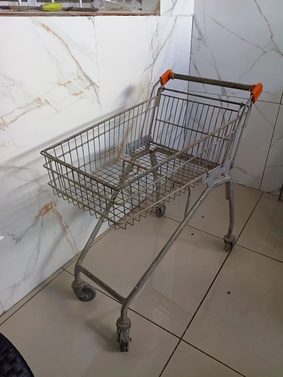 Vende-se carrinho 