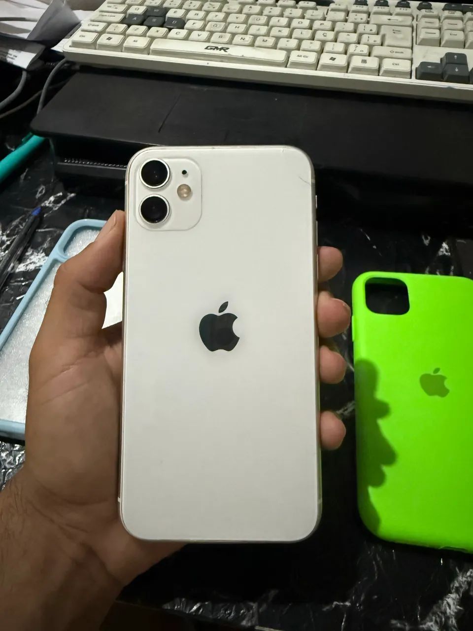 iPhone11 （64G） iphone 11 64G - Celulares e Smartphones - Estância 1502446496 | OLX