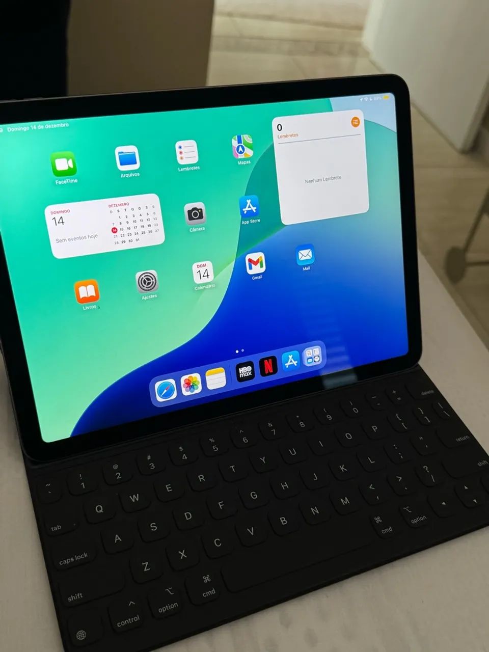 iPad Air 5a geração + Magic Keyboard  - Foto 2