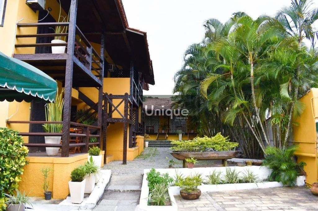 Pousada com 24 apartamentos à venda, 800 m² por R$ 4.000.000 - Manguinhos - Armação dos Bú