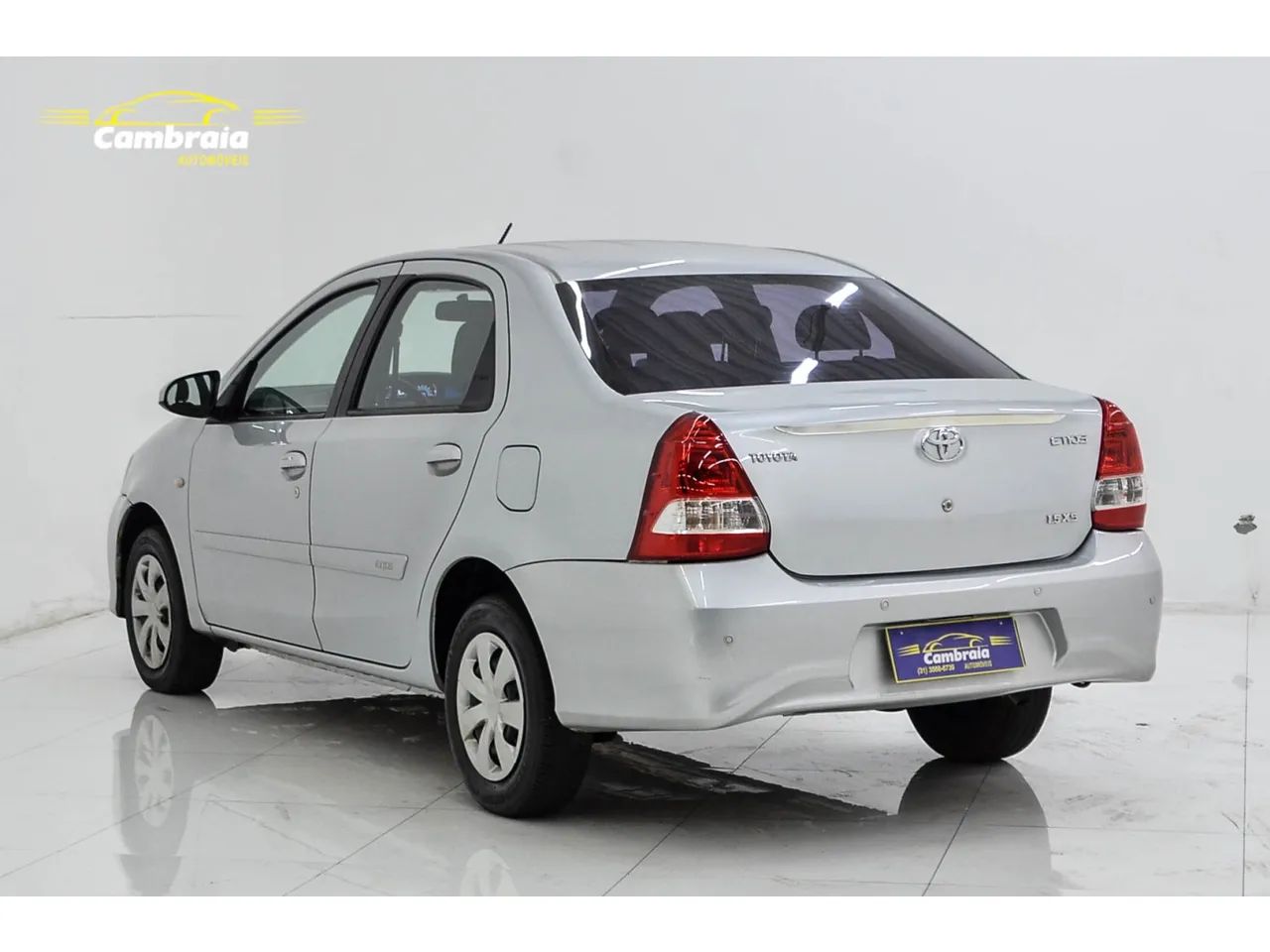 Toyota Etios 2017 - Foto 4