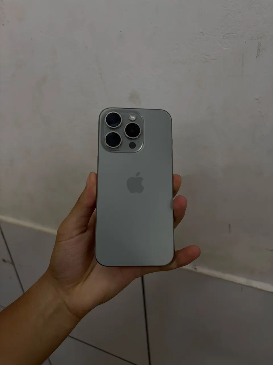 IPHONE 15 Pro  - Foto 2