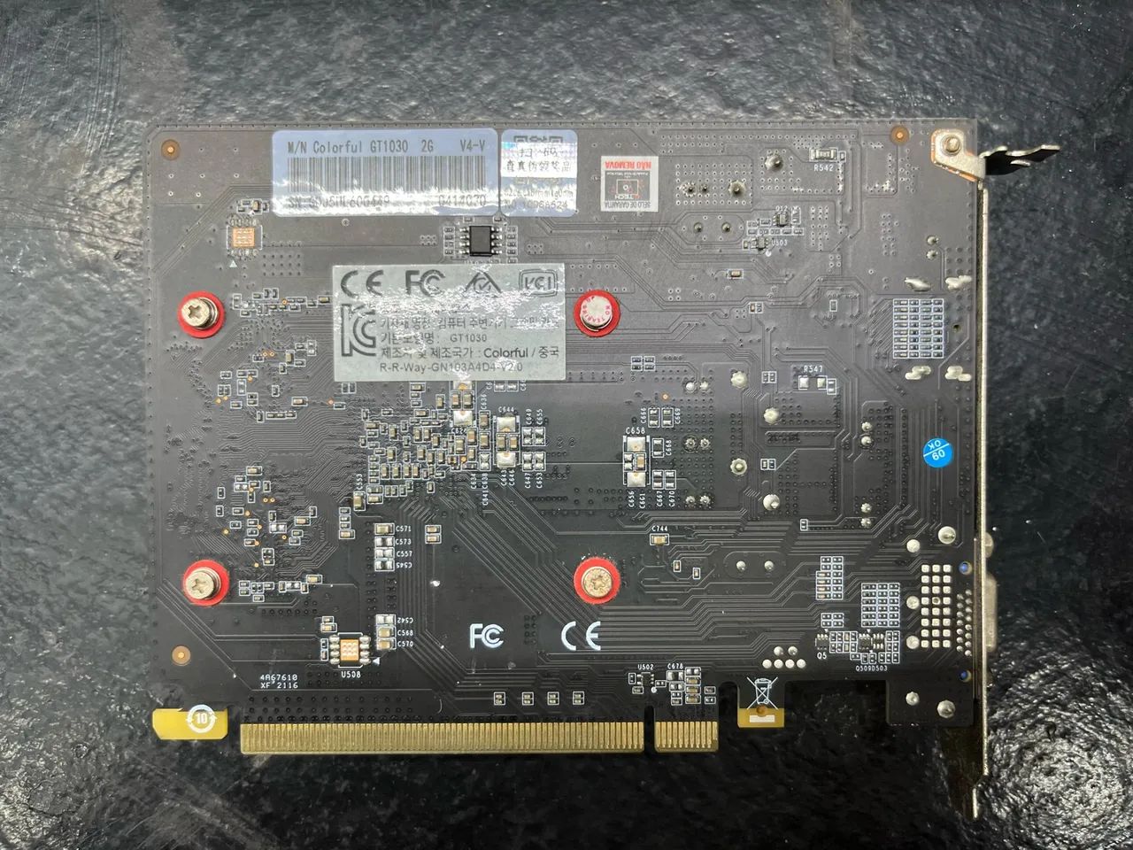 GeForce GT 1030 2 GB - Foto 2