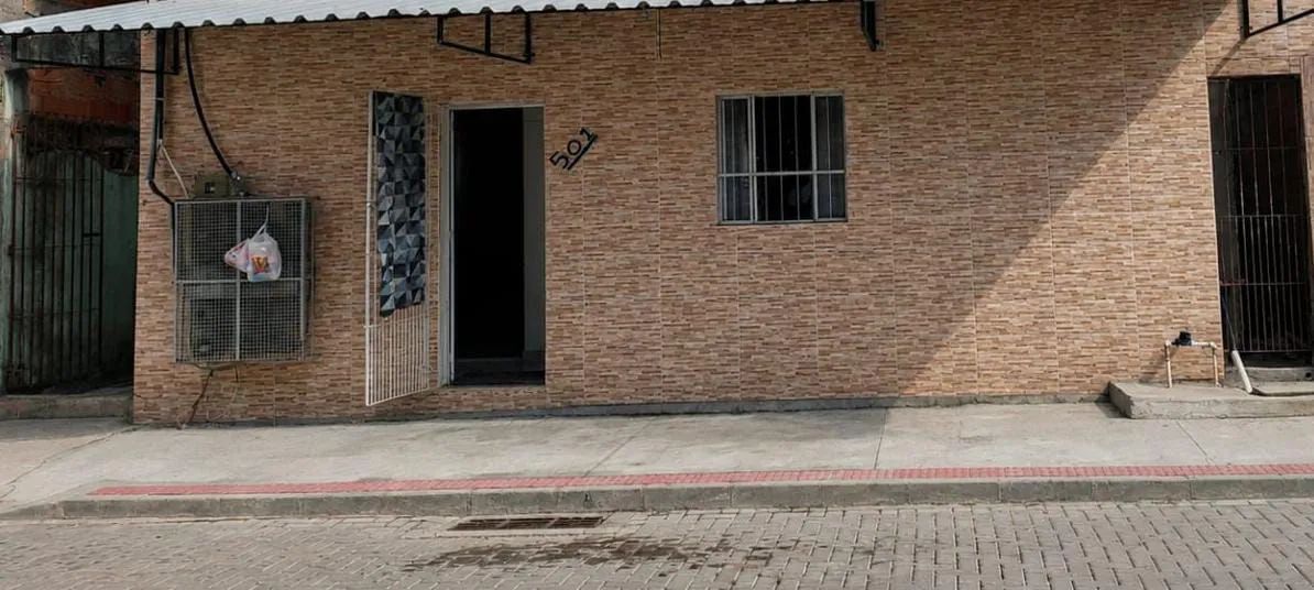 Casa bem localizada 