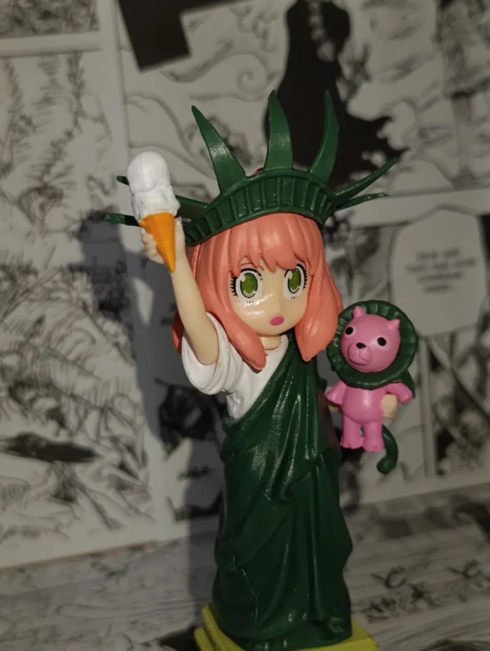OPORTUNIDADE | Action Figure Anya Forger (Estátua da Liberdade)
