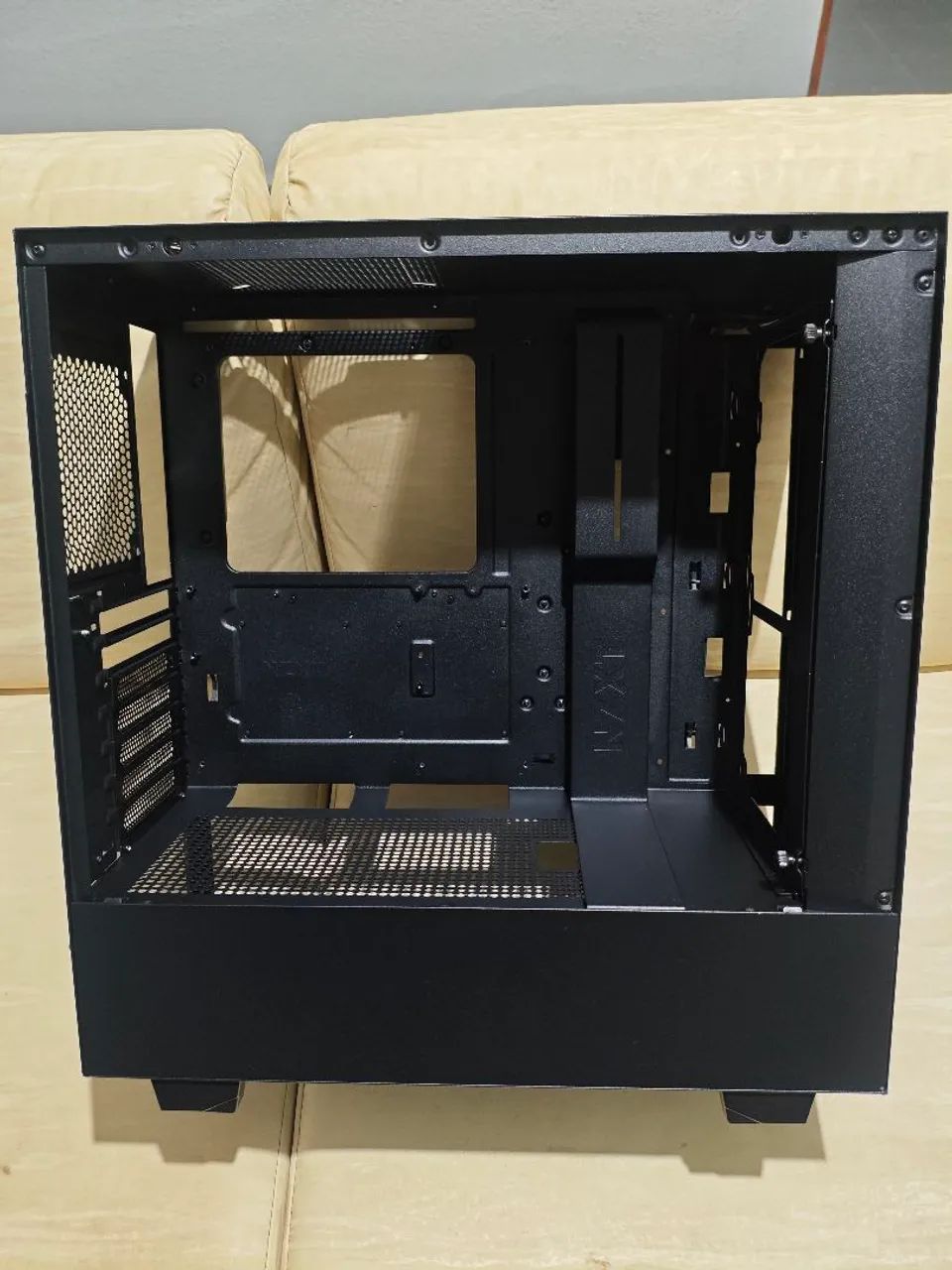 GABINETE PREMIUM NZXT H510 - Foto 2