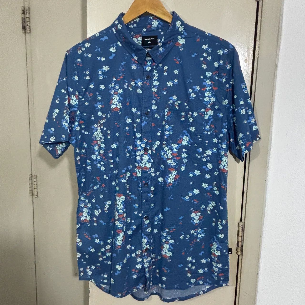 camisa Quiksilver nova importada - Foto 4