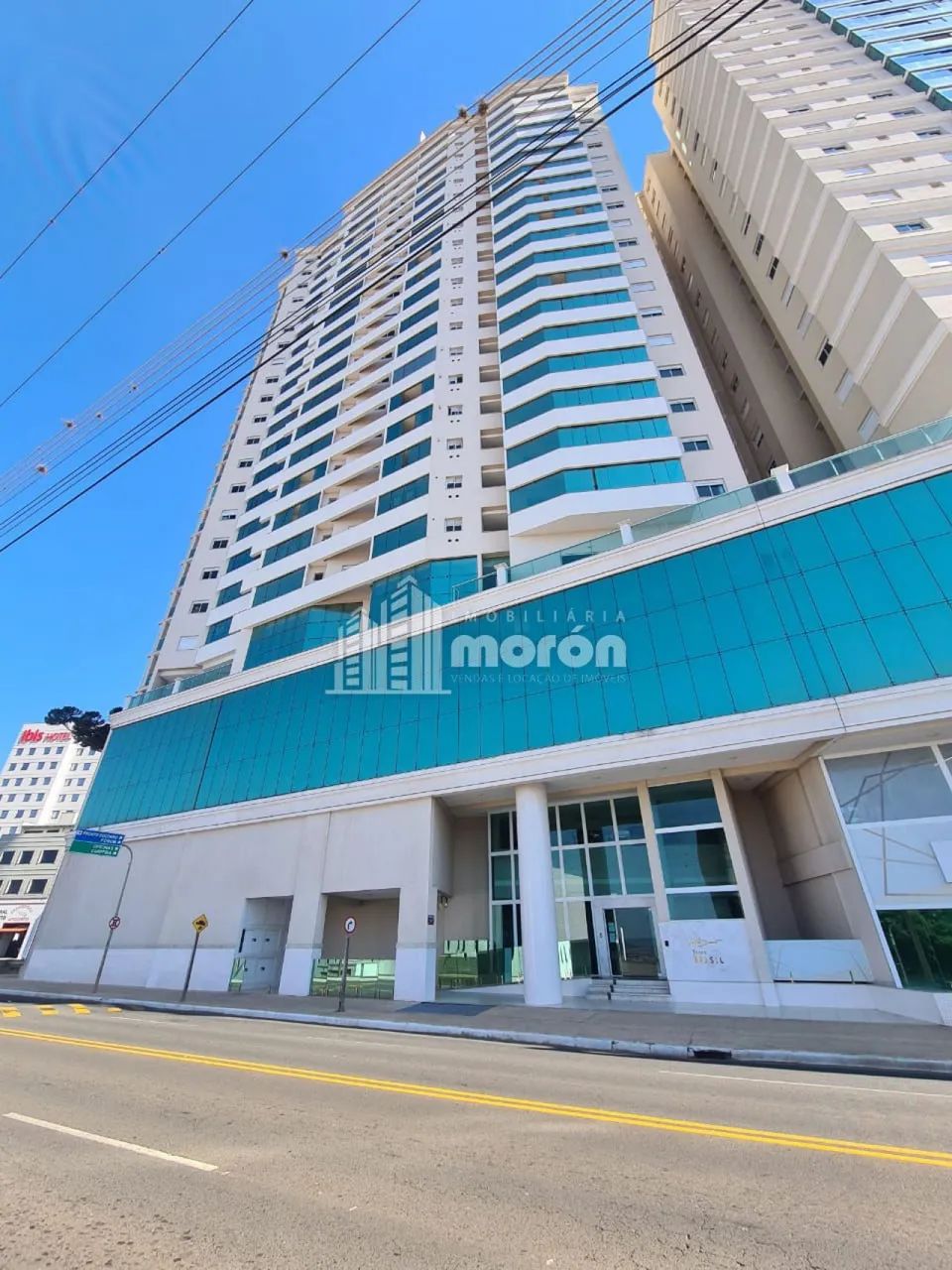 APARTAMENTO À VENDA NO CENTRO - EDIFÍCIO SANTOS DUMONT