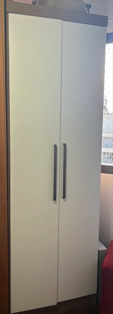 Guarda roupas de 2 portas 