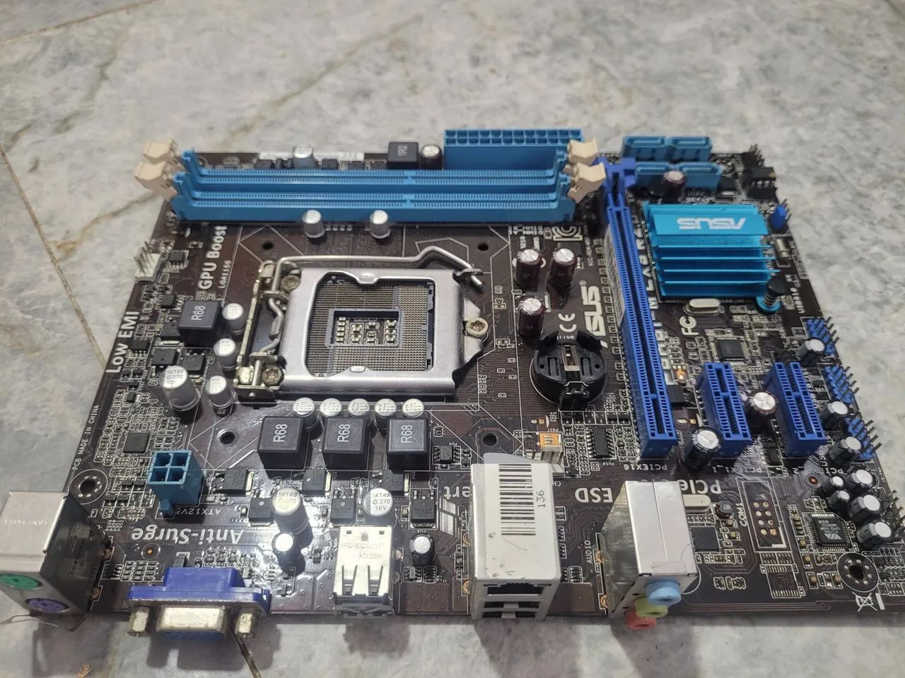 Placa mae Asus 1155 ddr3 - Foto 3