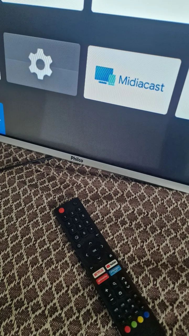SmarTV PHILCO 43 POLEGADAS FULL HD ANDROID TV GOOGLE PLAY SEMINOVA ENTREGO - Foto 5