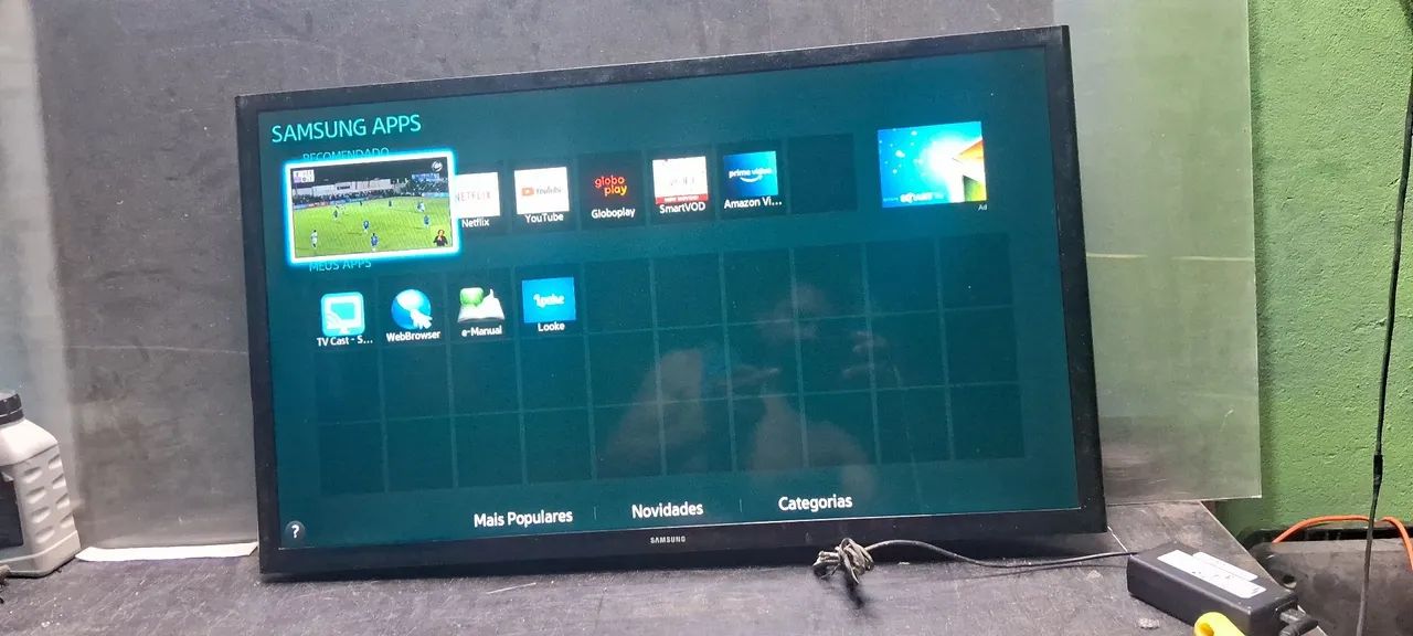 Vendo uma linda TV sansung smart mod,un32j4300AG funcionando perfeitamente . - Foto 5