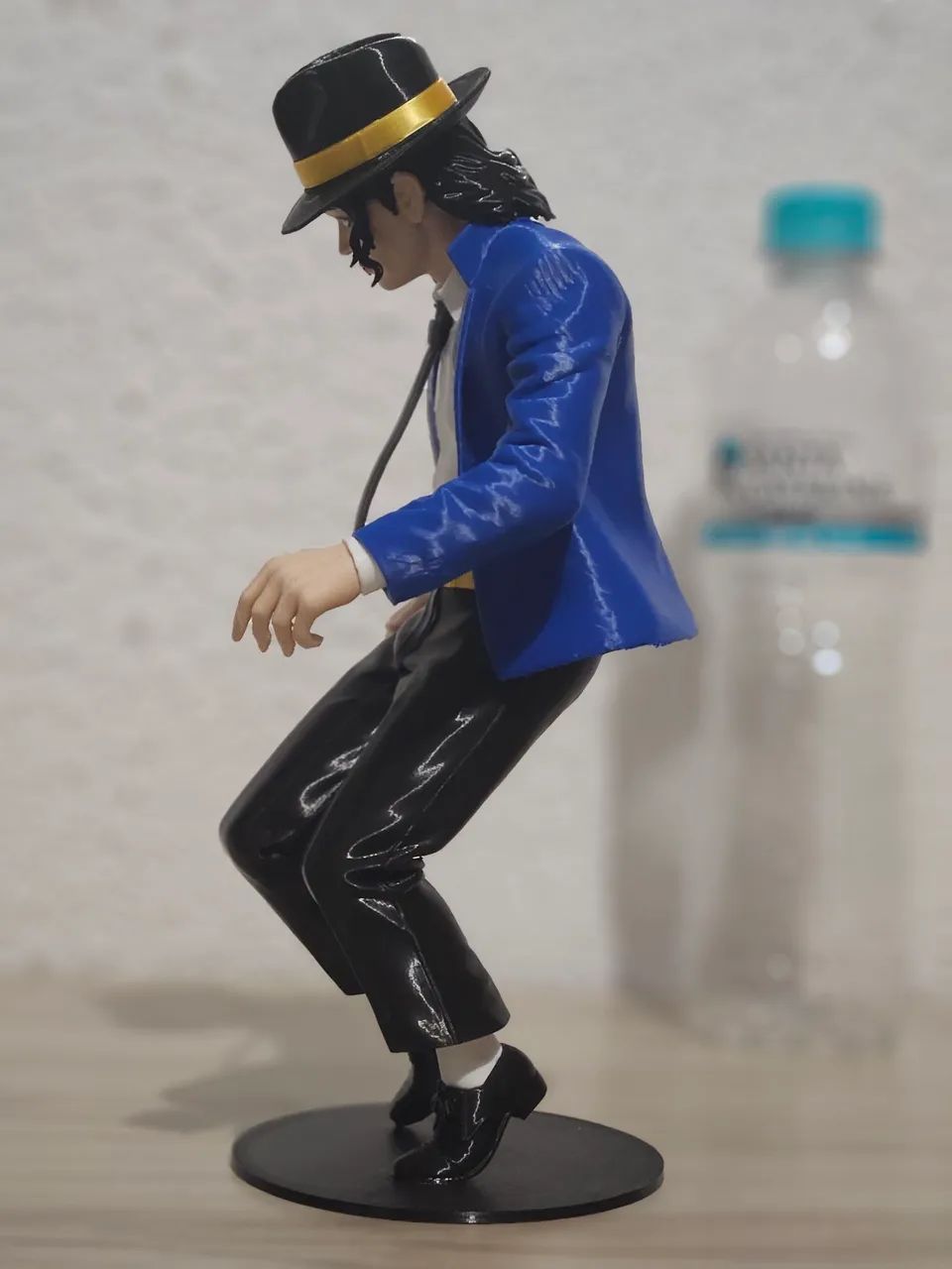 Estatueta de Michael Jackson para coleção - Foto 4