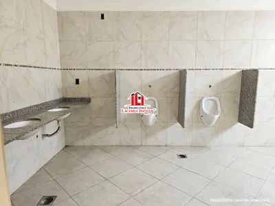Prédio comercial com 800m², Tem Poço artesiano Tem espaço para instalar Elevador - Foto 4