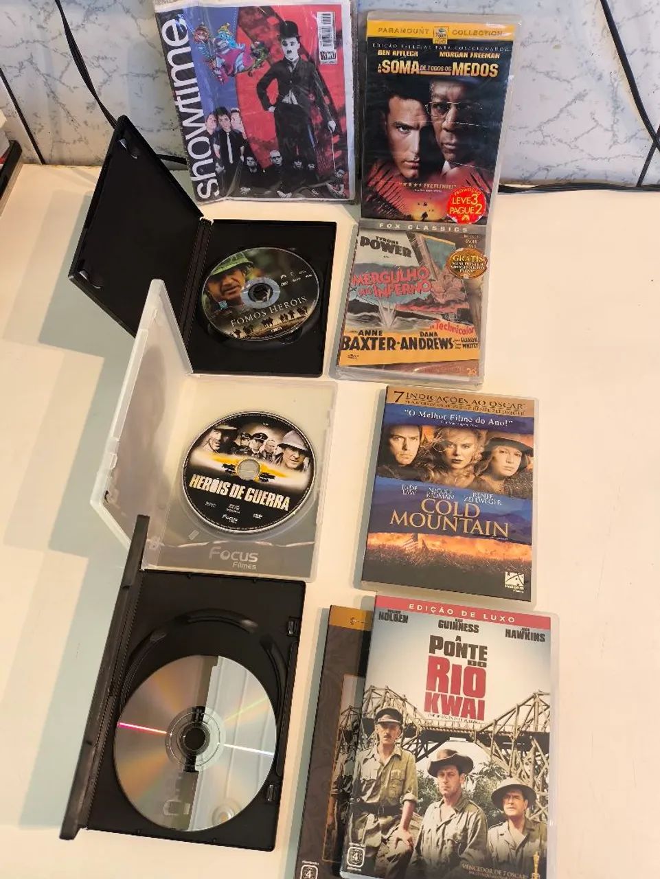 Lote 8 DVDs  de filmes - Clássicos, Guerra E Suspense (Originais) - Foto 4