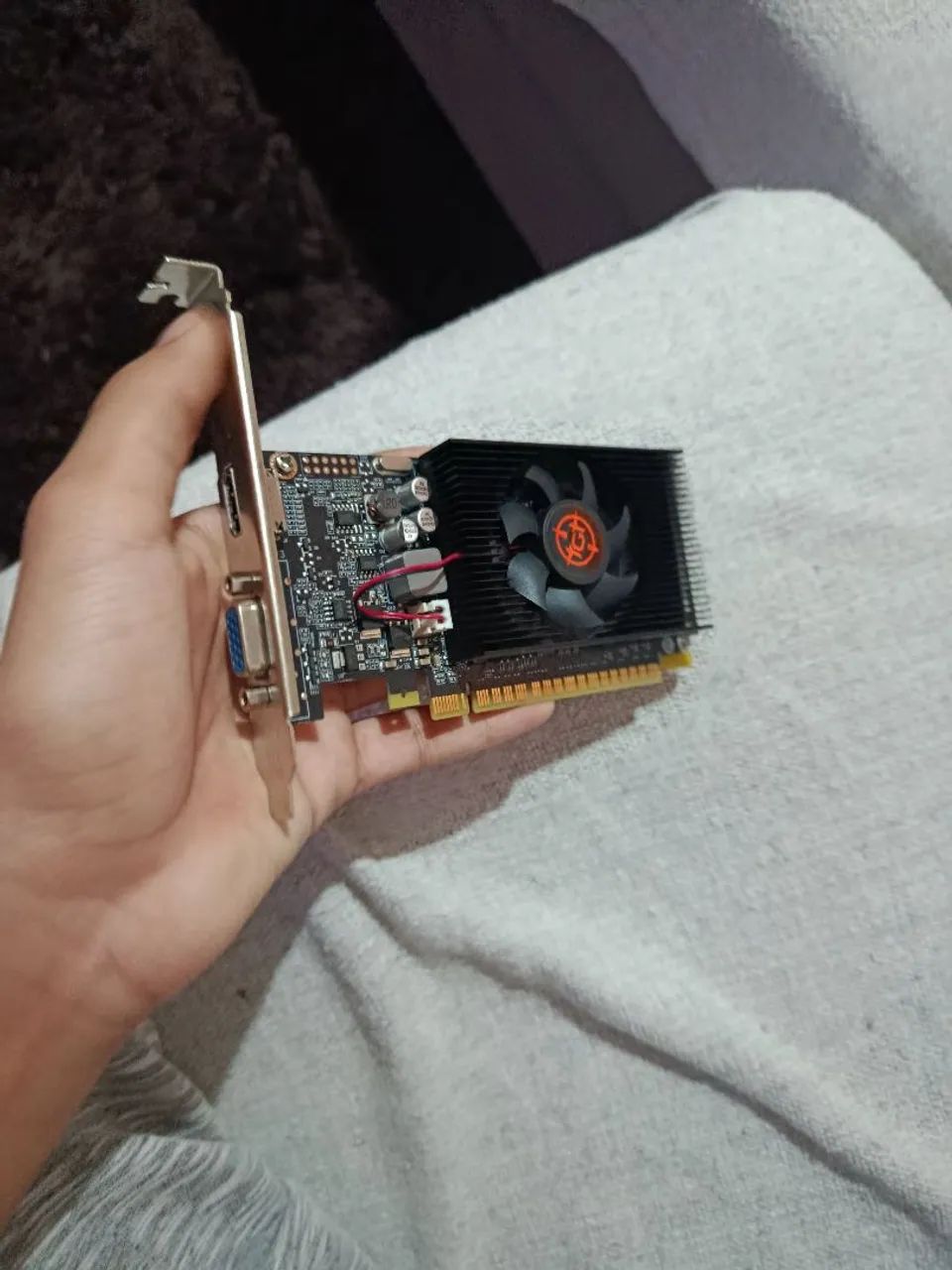 Placa de vídeo TGT GT610 2gb - Foto 4